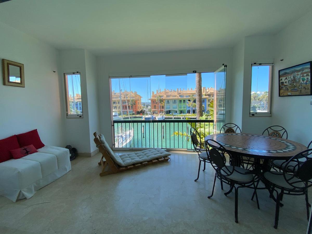 Apartamento Con Piscina ,Playa Con Vistas Panoramicas En La Marina De Sotogrande San Roque  Eksteriør billede